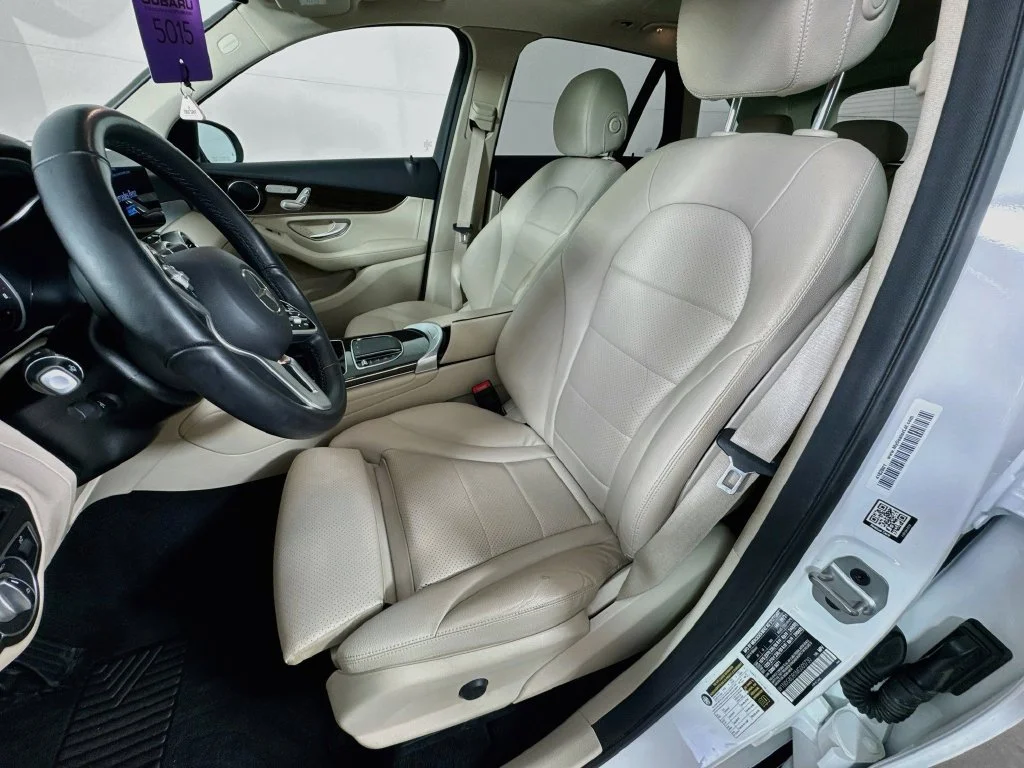 Used 2021 White Mercedes-Benz GLC 300 image 24
