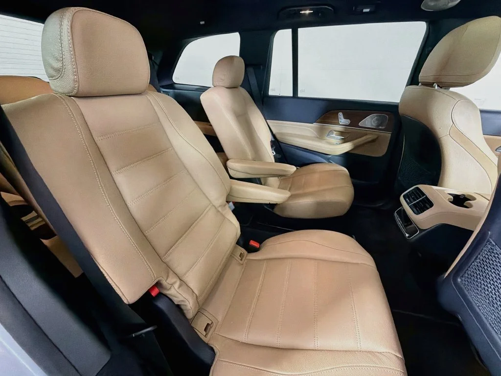 Used 2024  Mercedes-Benz GLS 450 image 26