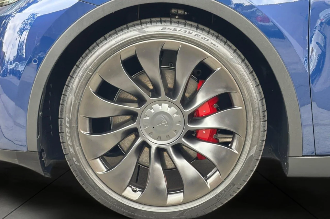 Used 2022 BLUE Tesla Performance image 25