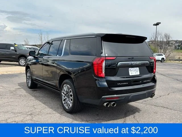 Used 2023 Onyx Black GMC Denali Ultimate image 3