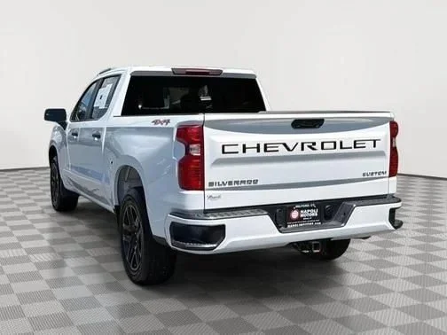 Used 2024 Summit White Chevrolet Custom image 5