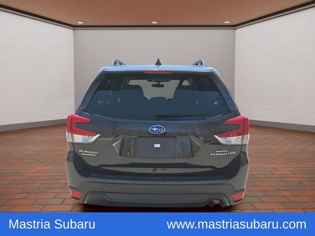 Used 2023 Black Subaru Premium image 32