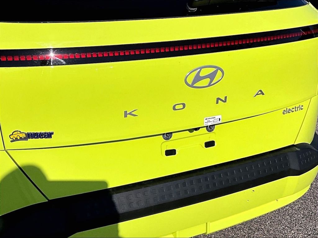 Used 2024 Yellow Hyundai SEL image 27