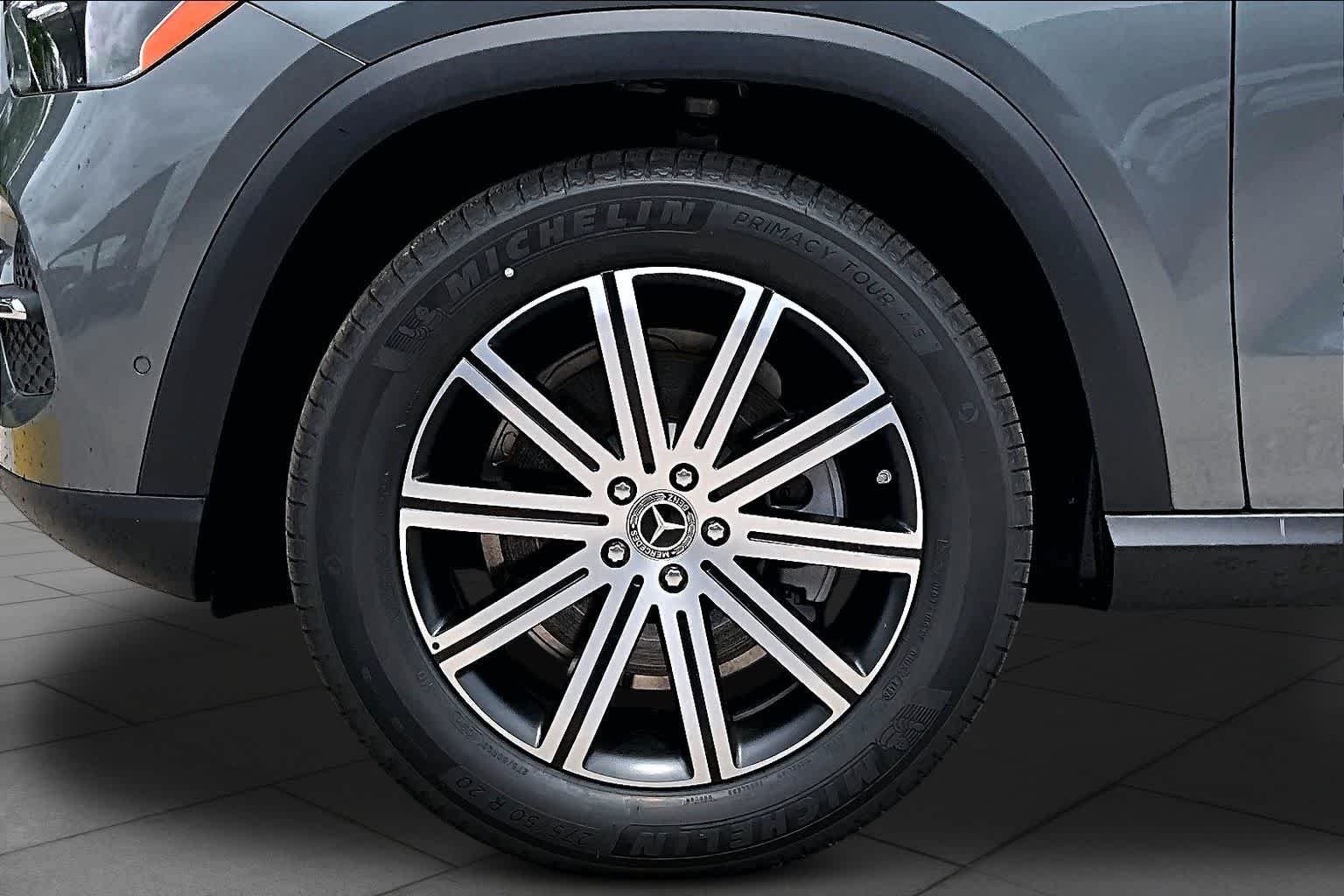 New 2026 Selenite Grey Metallic Mercedes-Benz GLE 350 image 21