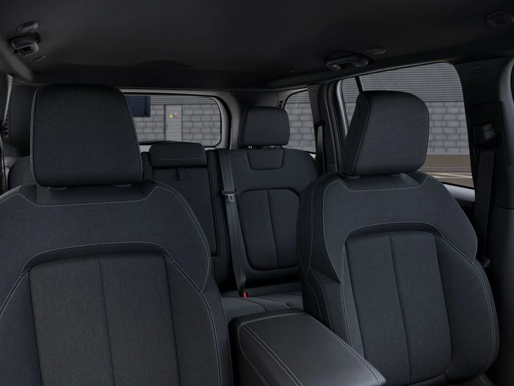New 2026 Bright White Clear-Coat Exterior Paint Jeep Laredo X image 26