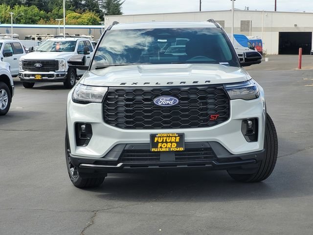 New 2027 Gray Ford ST image 3