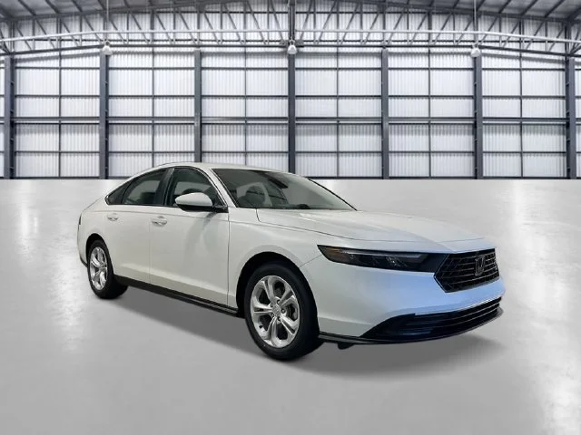 New 2026 Platinum White Pearl Honda LX image 8