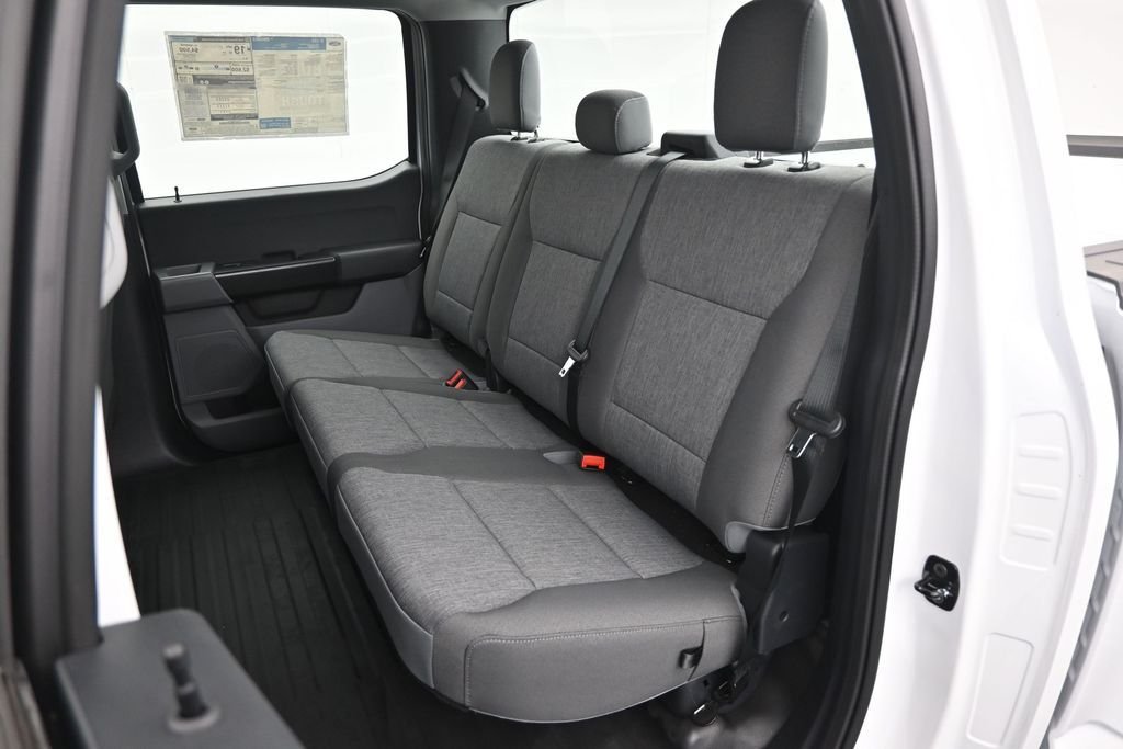New 2026 Oxford White Ford XL image 11