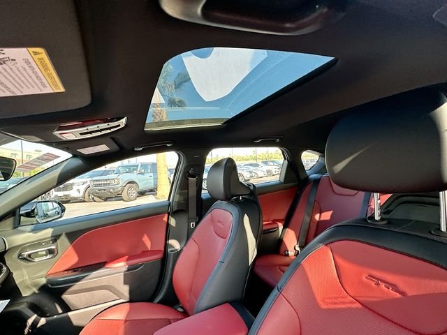 New 2026 Snow White Pearl Kia GT-Line image 23