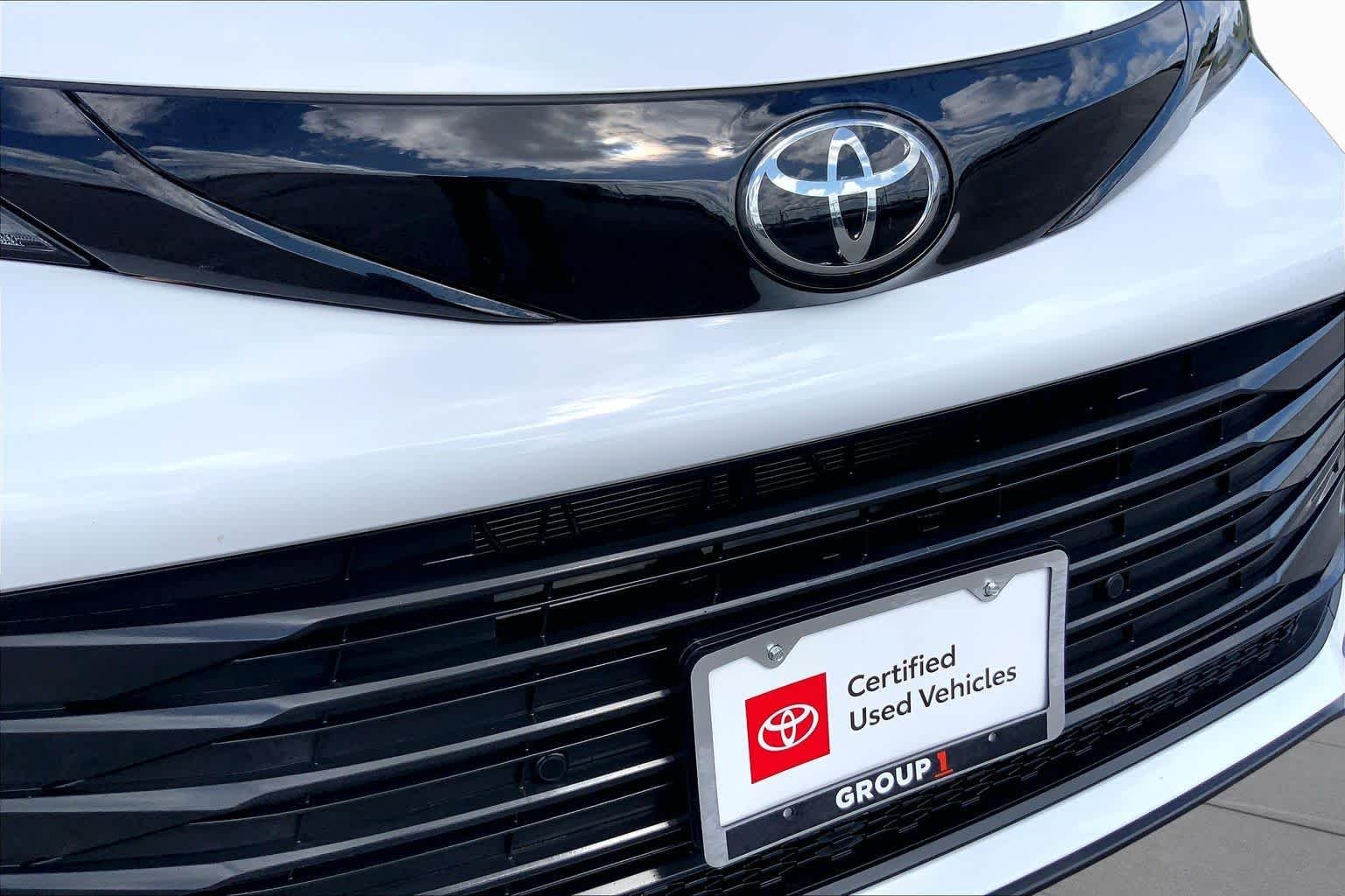Used 2026 Ice Cap Toyota Woodland Edition image 29