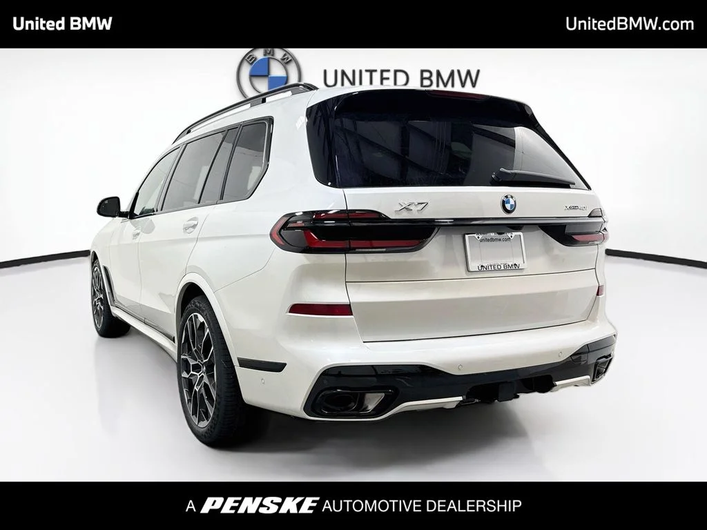 New 2027 Mineral White Metallic BMW xDrive40i image 7