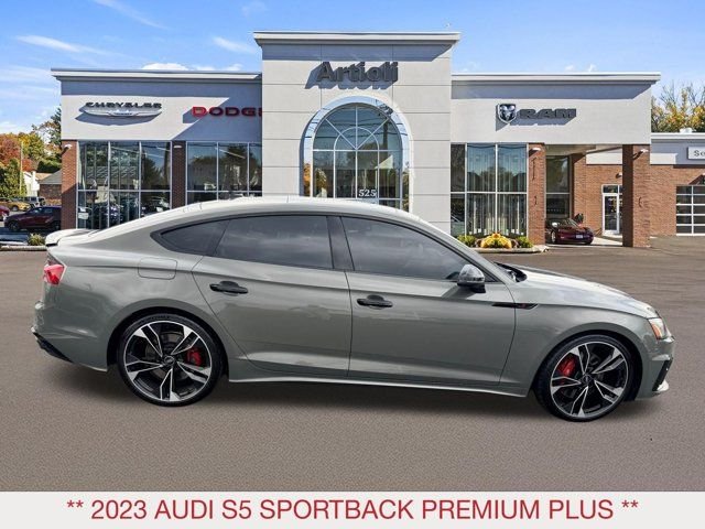 Used 2023 Gray Audi Premium Plus image 7
