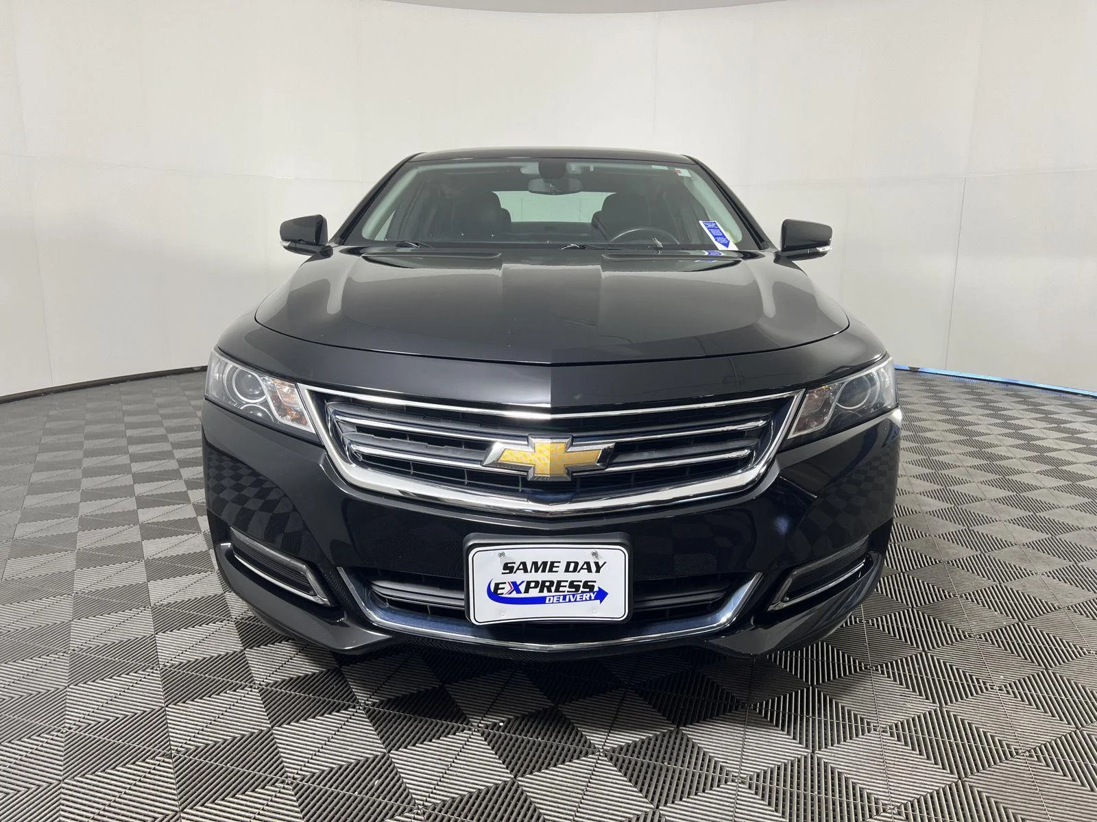 Used 2018 Black Chevrolet LT image 24