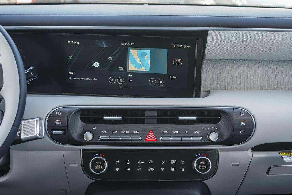 New 2026 Silver Hyundai Calligraphy AWD image 15