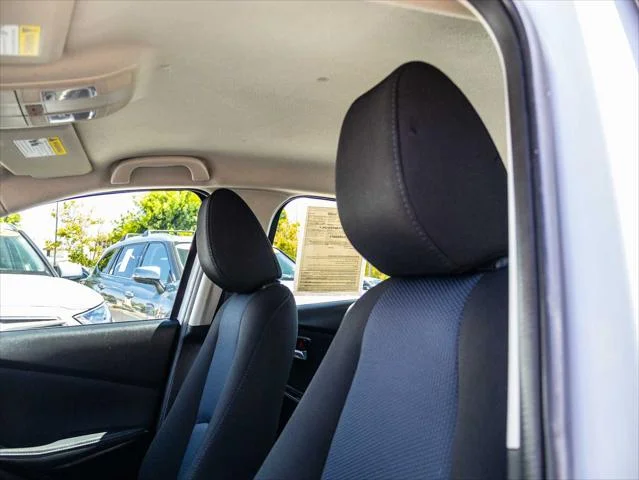 Certified Used 2018 FROST Toyota  image 14