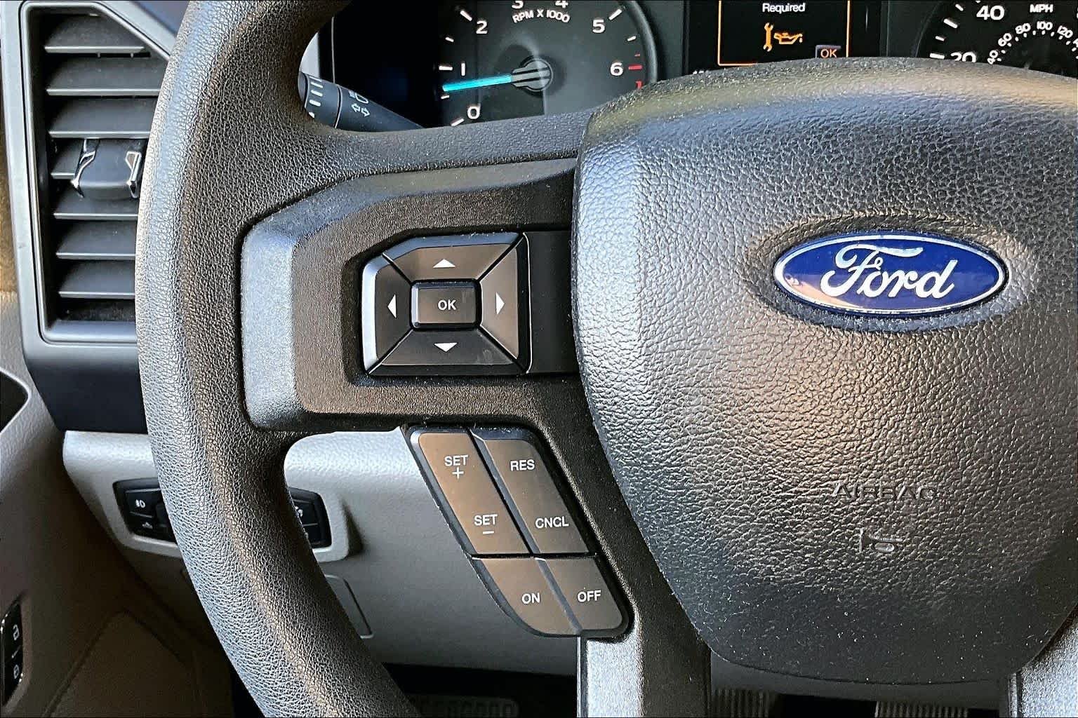 Used 2019 Agate Black Ford XL image 23
