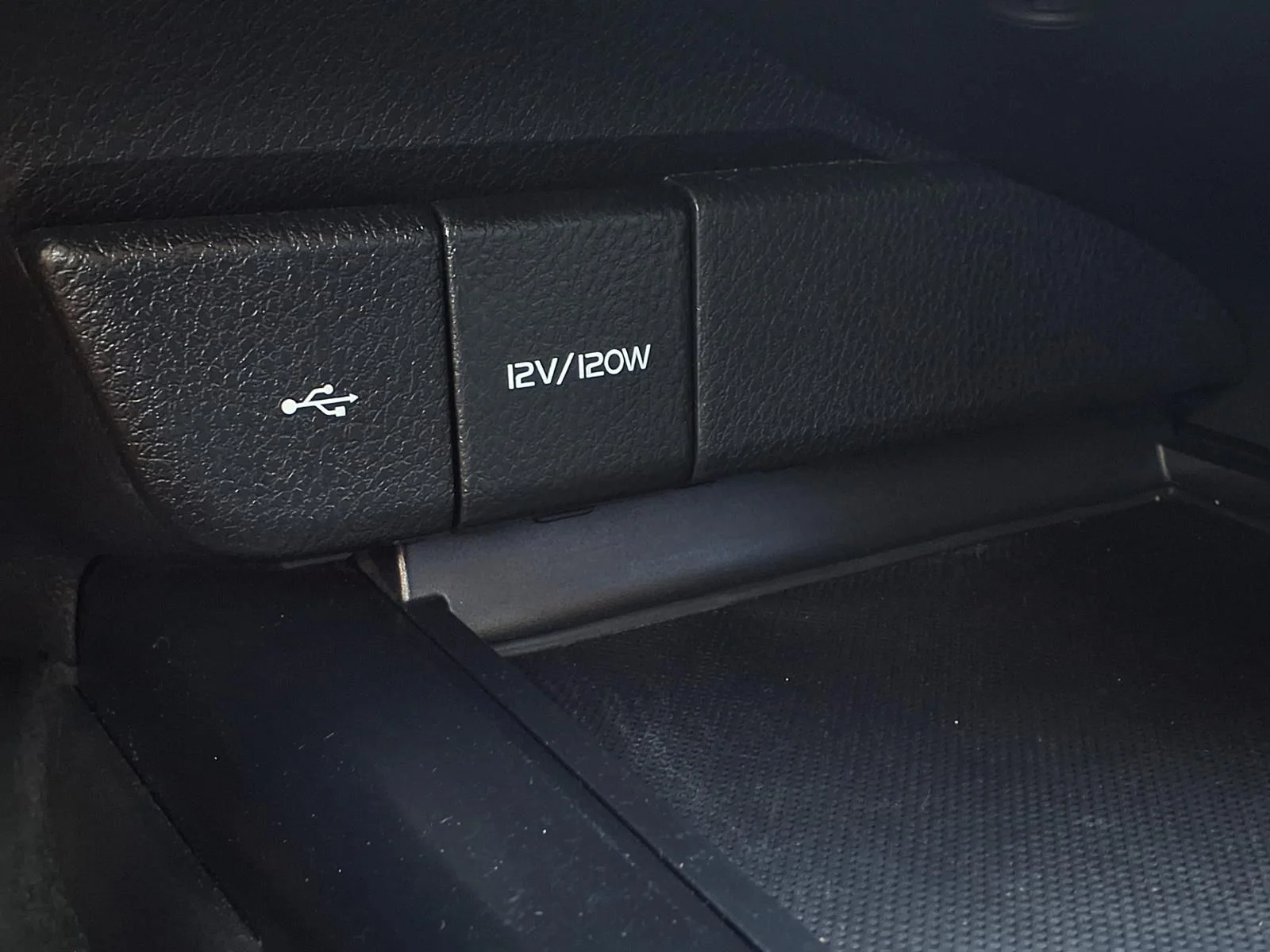 Used 2020 White Toyota SE Nightshade image 11
