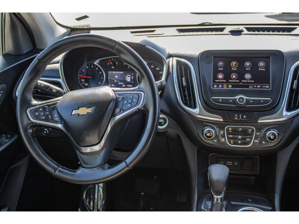 Used 2024 Summit White Chevrolet LT image 21