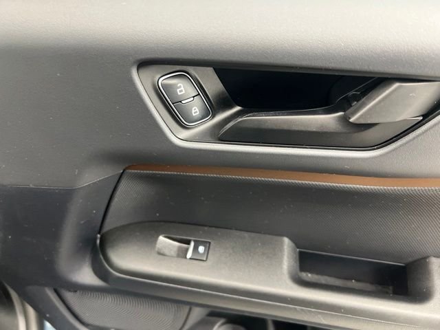 Used 2023 Blue Ford Outer Banks image 27