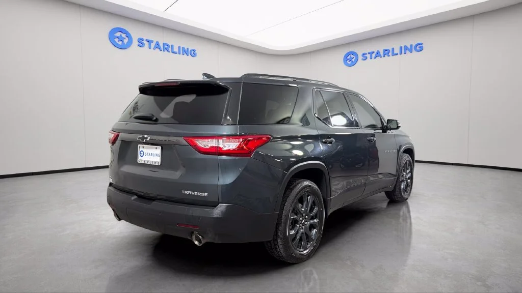 Used 2020 GRAPHITE METALLIC Chevrolet RS image 8