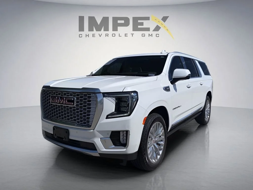 Used 2023 White Frost Tricoat GMC Denali image 1