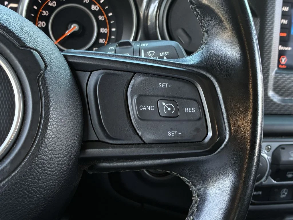 Used 2022 Black Jeep Unlimited Sport Altitude image 29