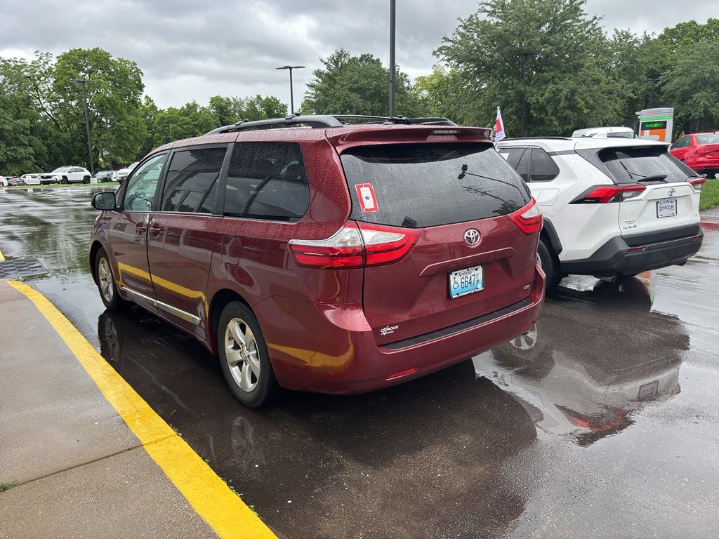 Used 2016 Salsa Red Pearl Toyota LE image 3