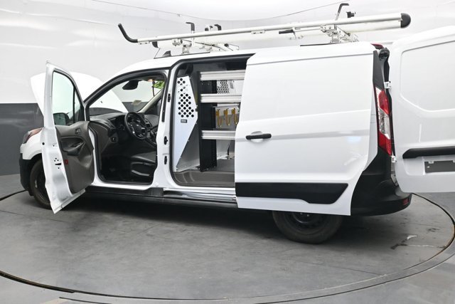 Used 2023 White Ford XL image 34