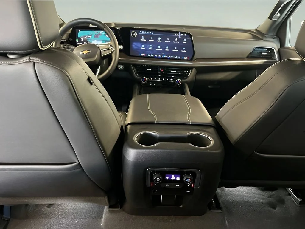 2026 Chevrolet Suburban Premier - Photo 33