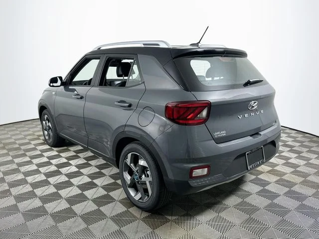 New 2026 Hyundai VENUE SEL