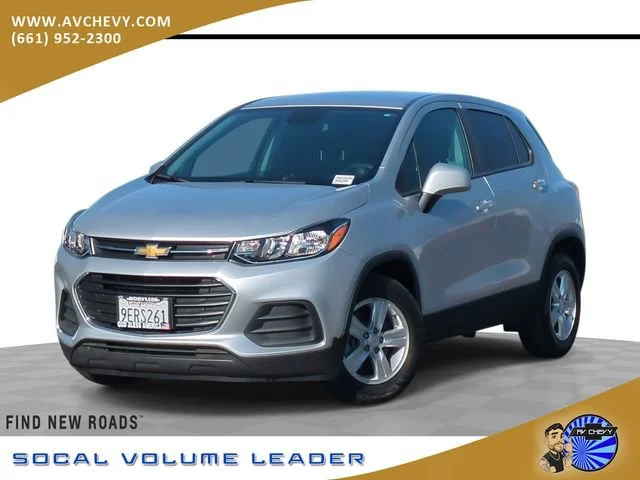 2022 Chevrolet Trax LS's photo