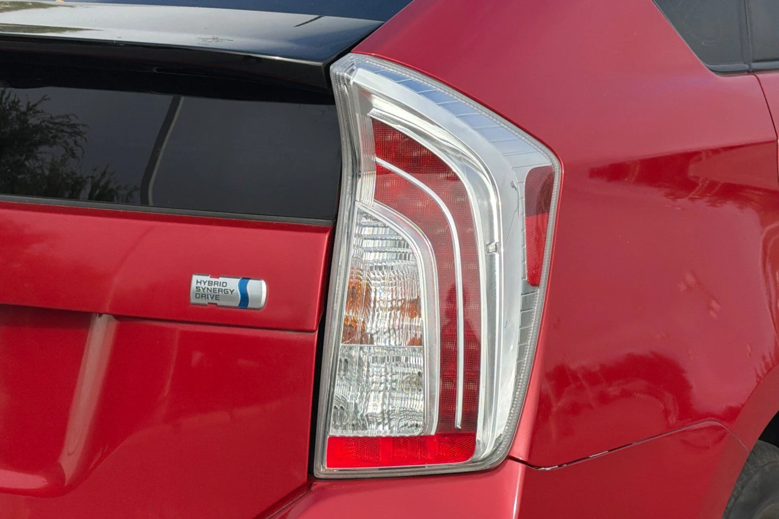 Used 2015 Red Toyota Two image 39