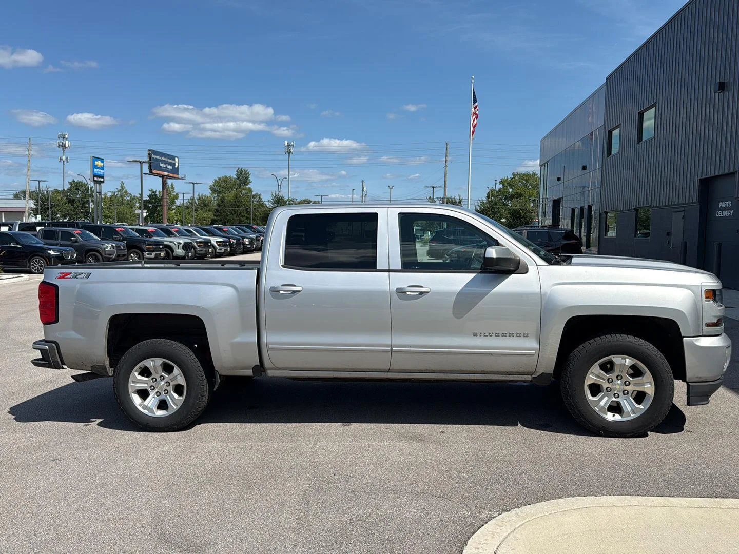 Used 2018 Silver Ice Metallic Chevrolet LT image 2