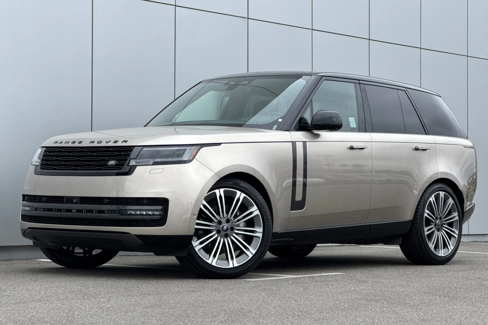 2024 Land Rover Range Rover 3.0 SE SWB's photo