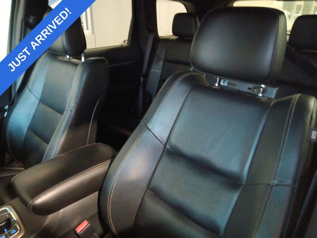 Used 2017 Bright White Clearcoat Jeep Limited image 6