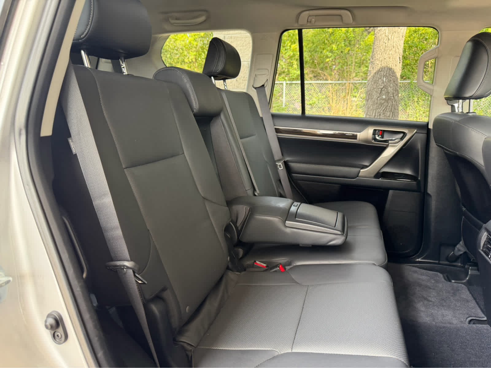 Used 2014 Tungsten Pearl Lexus  image 12