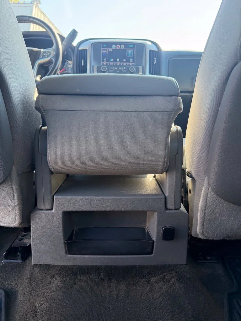 Used 2015 White Chevrolet LT image 20