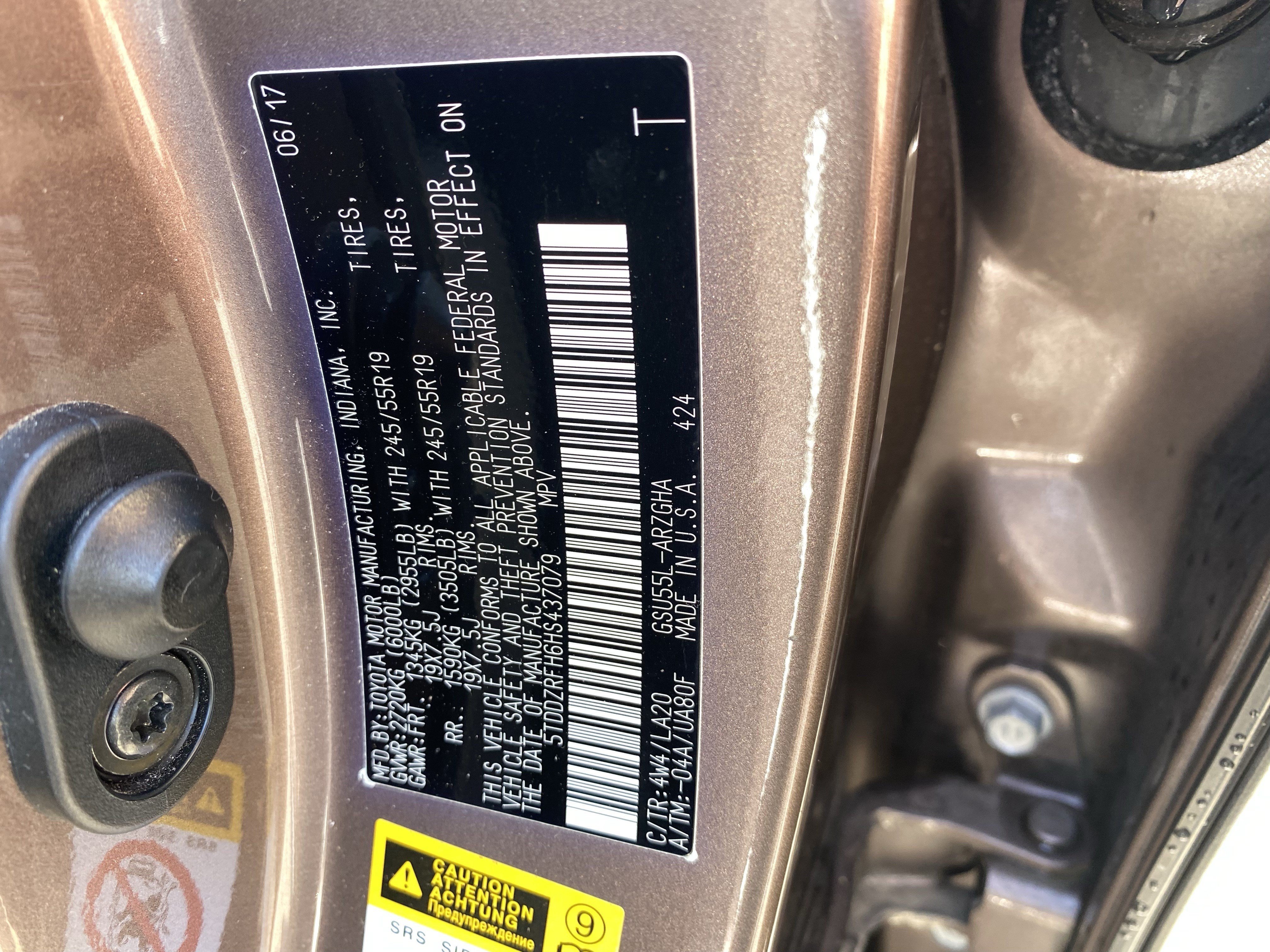 Certified Used 2017 Toasted Walnut Pearl Toyota Limited image 32