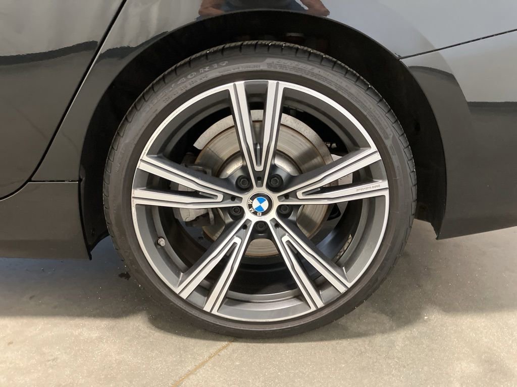 Used 2023 Black Sapphire Metallic BMW 330i xDrive image 31