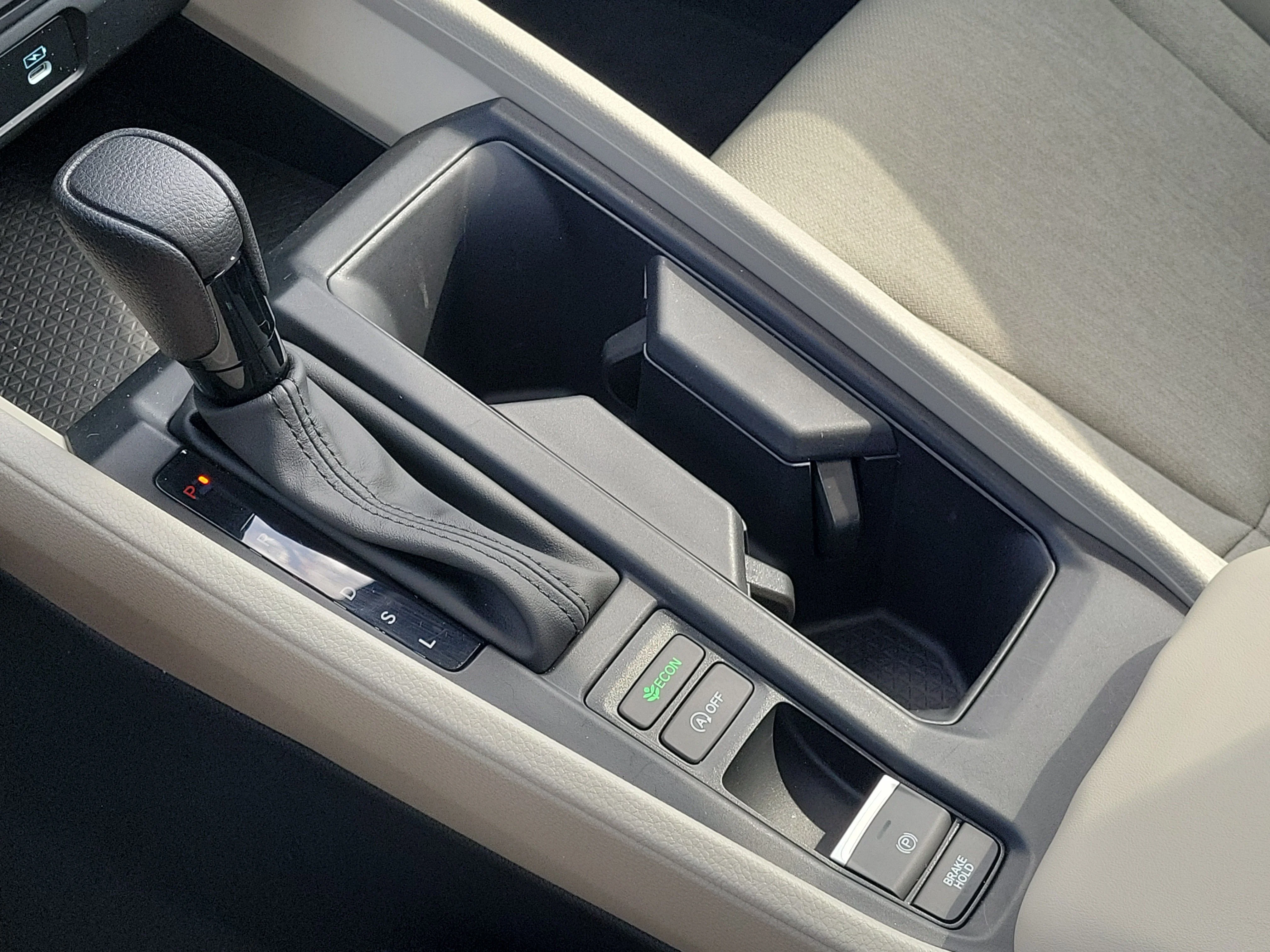 2025 Honda Accord SE - Photo 59