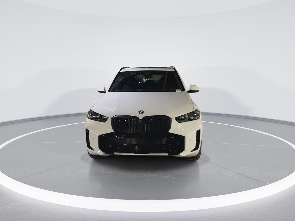 Used 2026 White BMW xDrive50e image 3