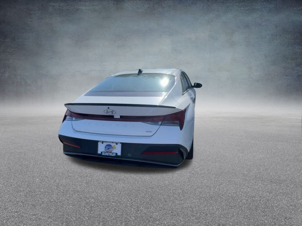 2025 Hyundai Elantra Blue - Photo 21