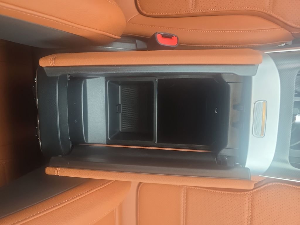 Used 2026 White Mercedes-Benz GLC 300 image 24