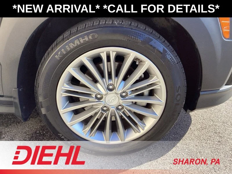 Used 2018 Black Hyundai SEL image 10