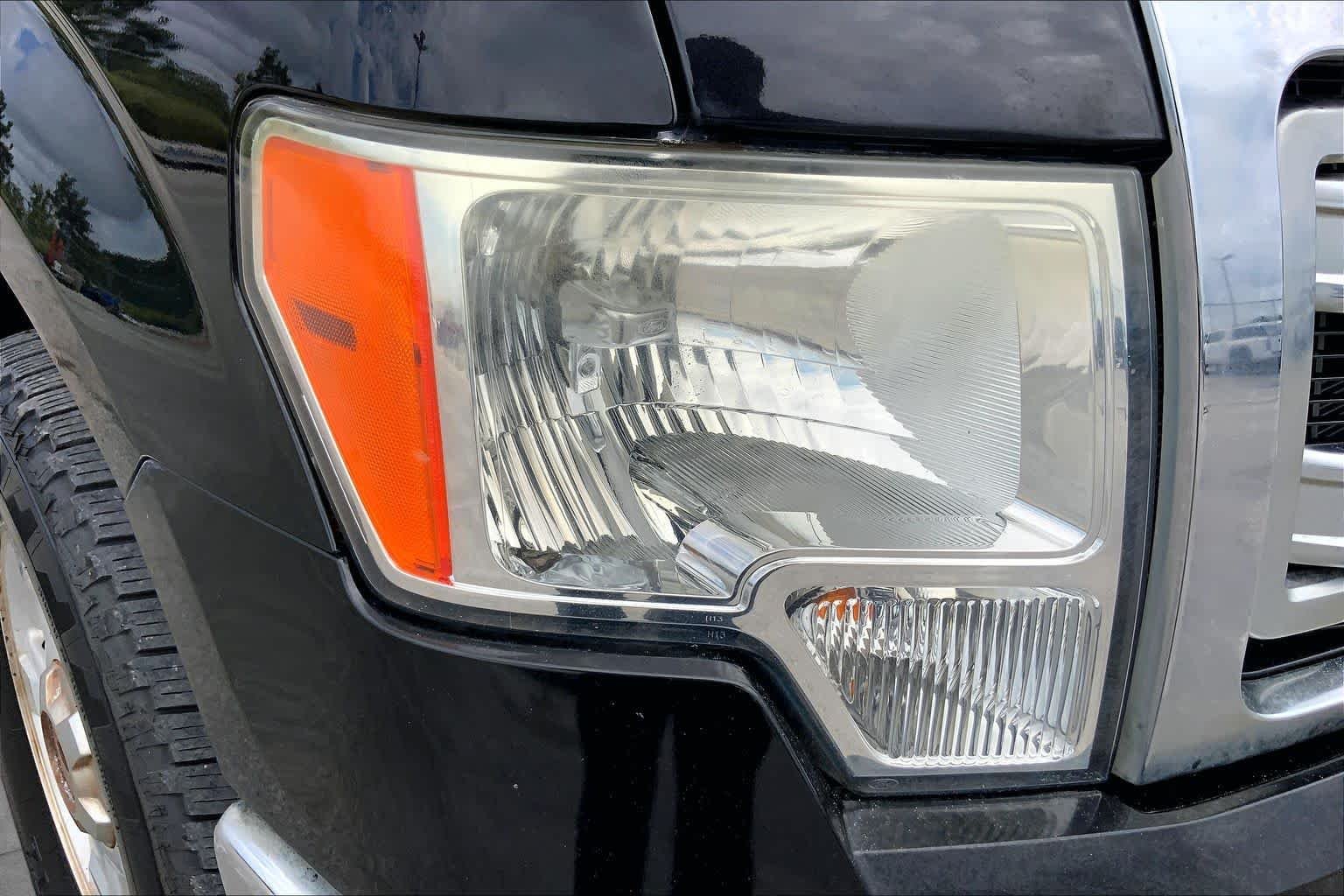 Used 2013 Tuxedo Black Metallic Ford XLT image 26