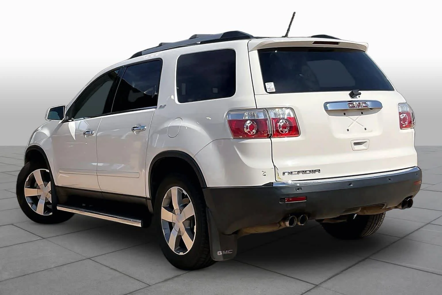 Used 2011 Summit White GMC SLT1 image 12