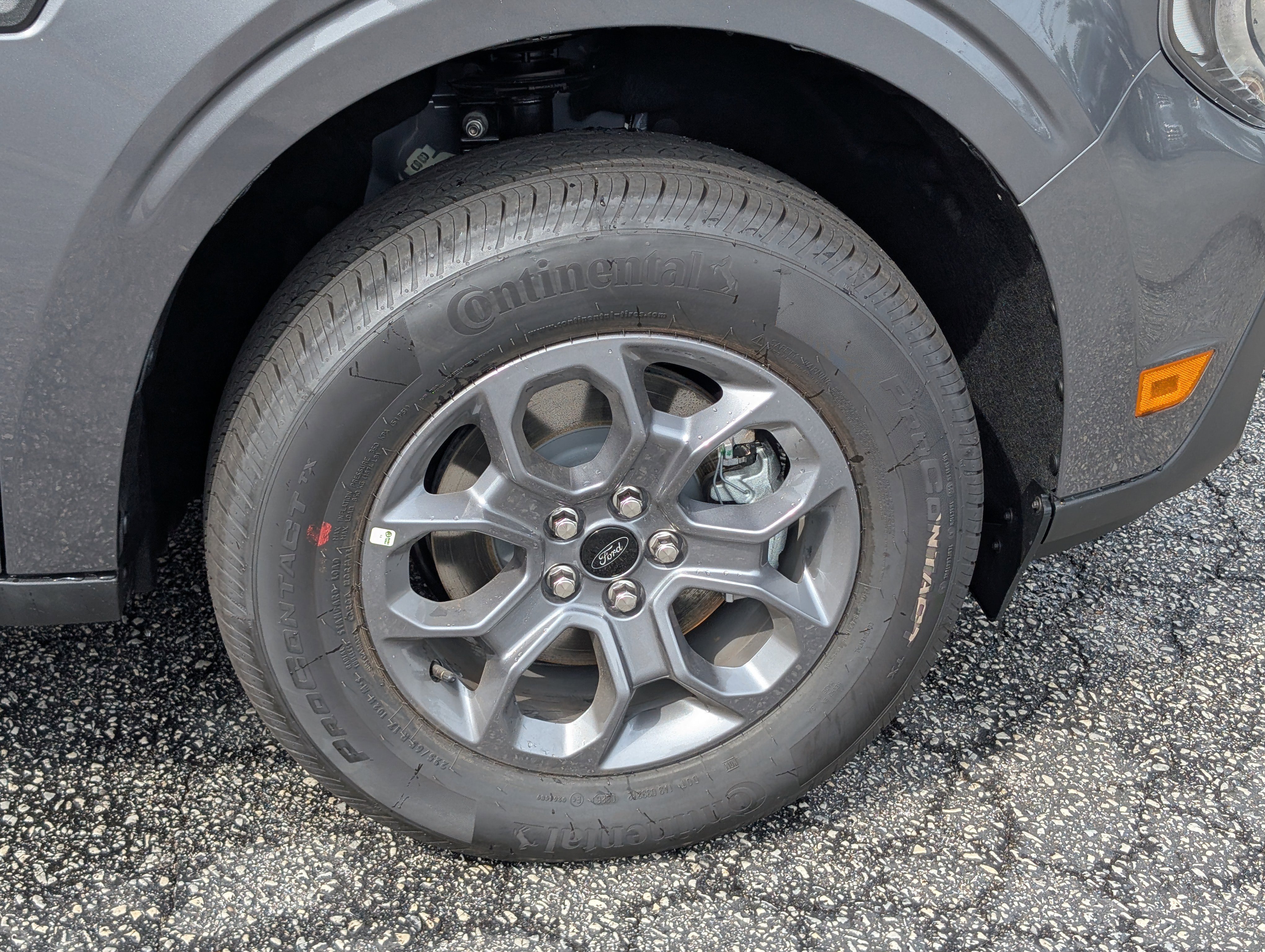 New 2026 Carbonized Gray Metallic FORD XLT image 7