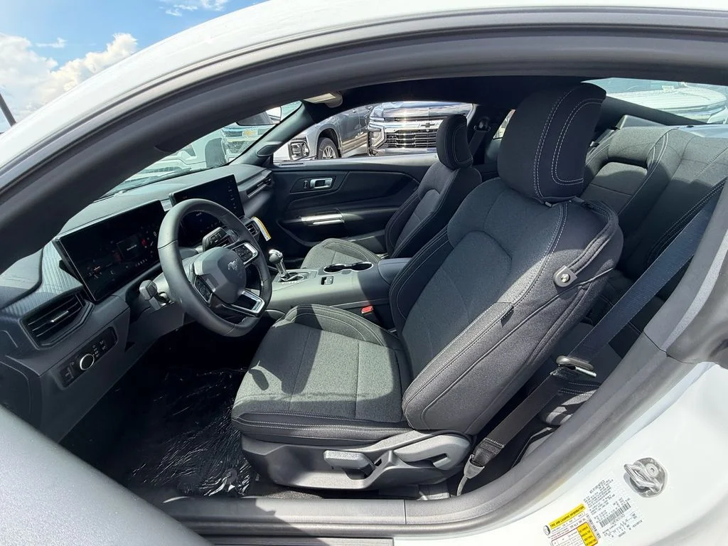 New 2026 Oxford White Ford EcoBoost® Fastback image 10