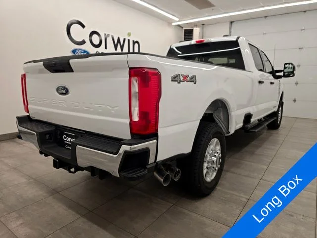 New 2026 Oxford White Ford F-350® XLT image 5