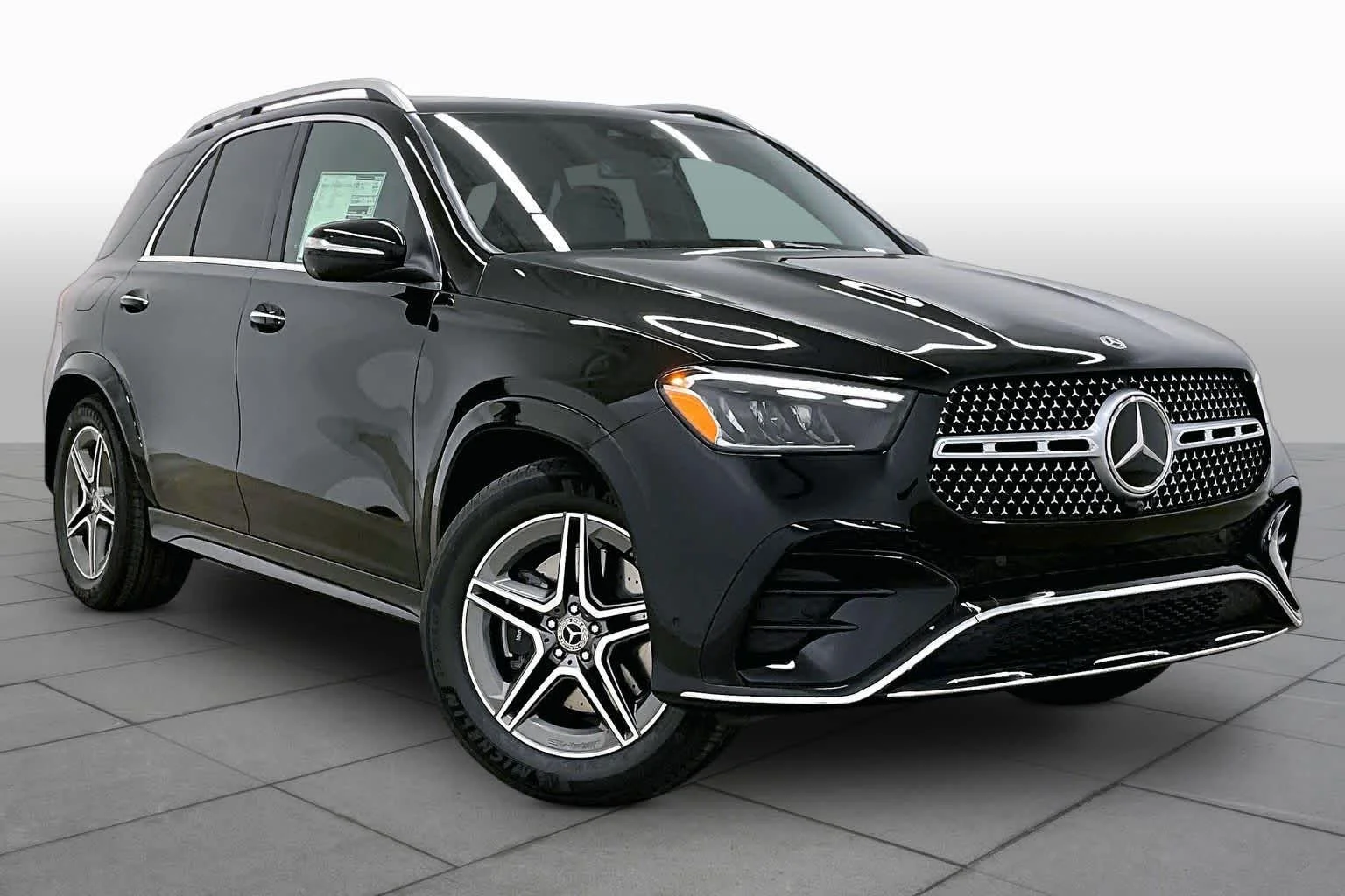 New 2026 Black Mercedes-Benz GLE 450 image 2